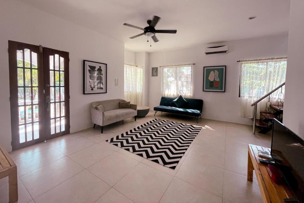 Beth'S Villa Moalboal Dış mekan fotoğraf
