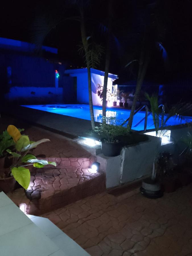 Beth'S Villa Moalboal Dış mekan fotoğraf